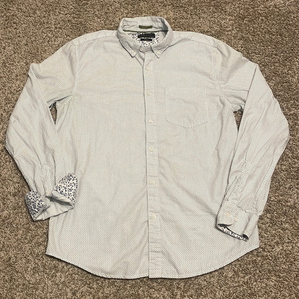 Denim & Flower men’s long sleeve button down, dot pattern, size medium slim fit